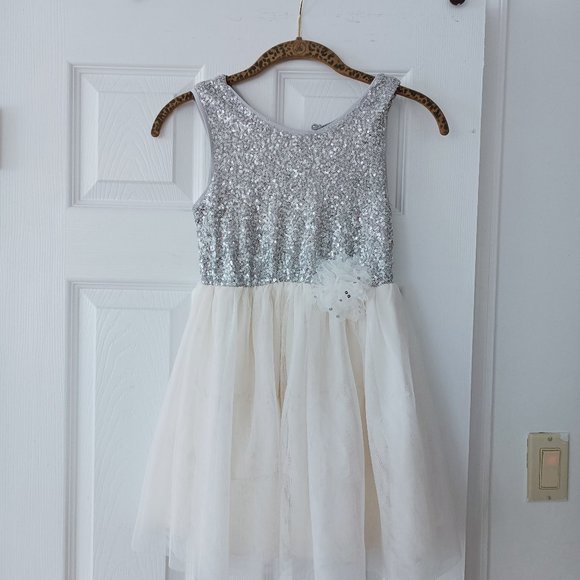 Est.1989 place Girls dress - Picture 1 of 2